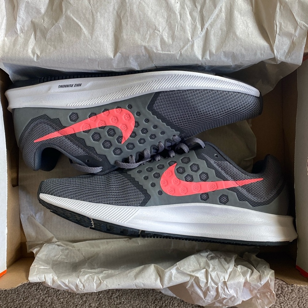 Nike Downshifter 7